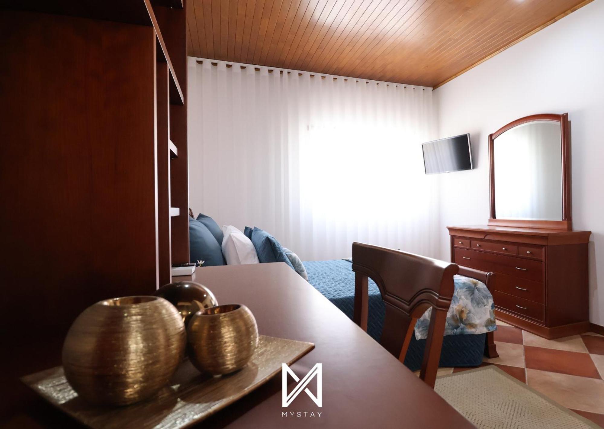 Mystay - Oliveira Douro House Peso da Regua Room photo